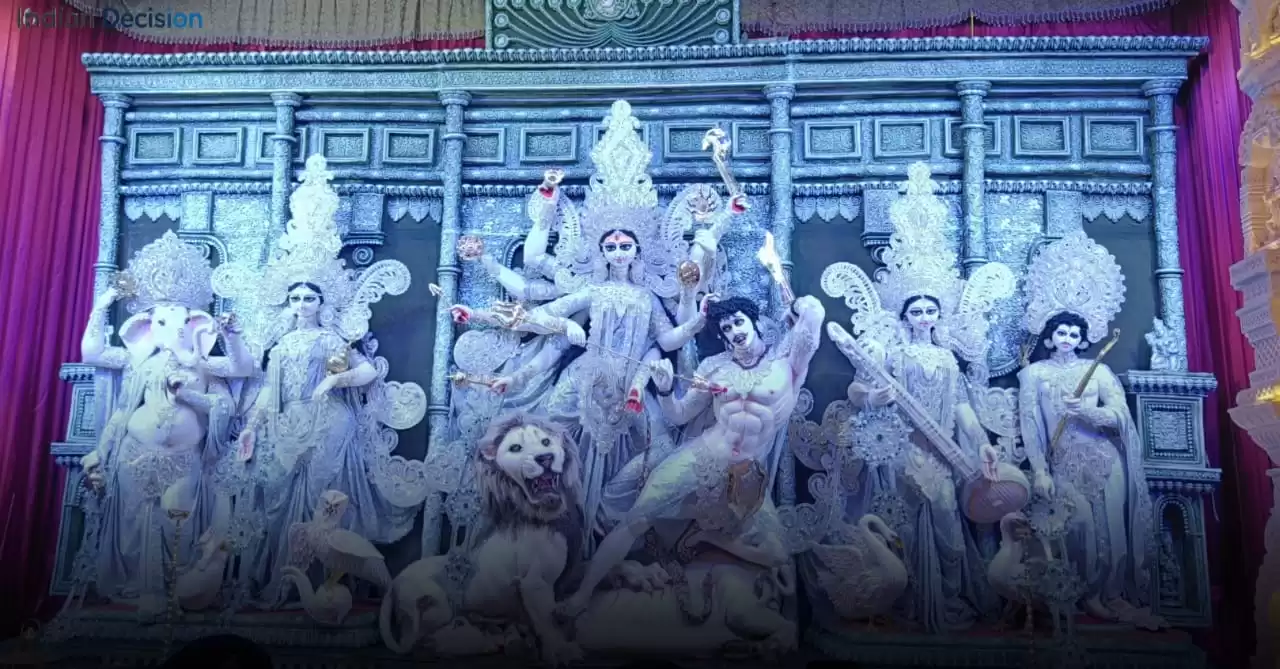 15+ Happy Mahanavami Wishes in English, Hindi and Bengali 2025